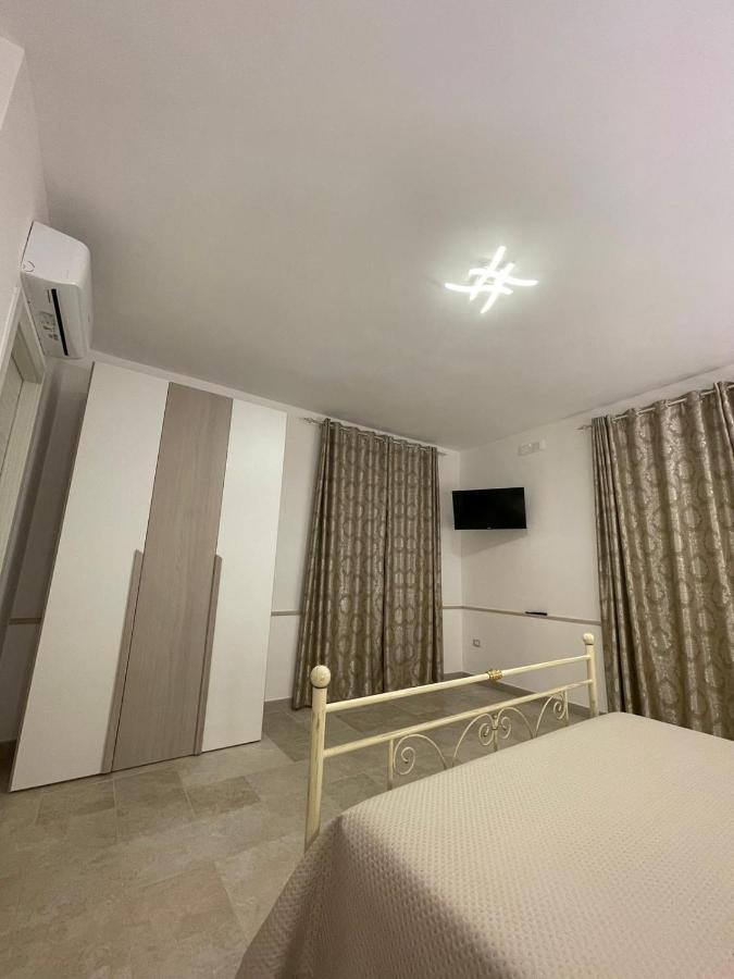Allivigne Rooms & Pool 滨海波利尼亚诺 外观 照片