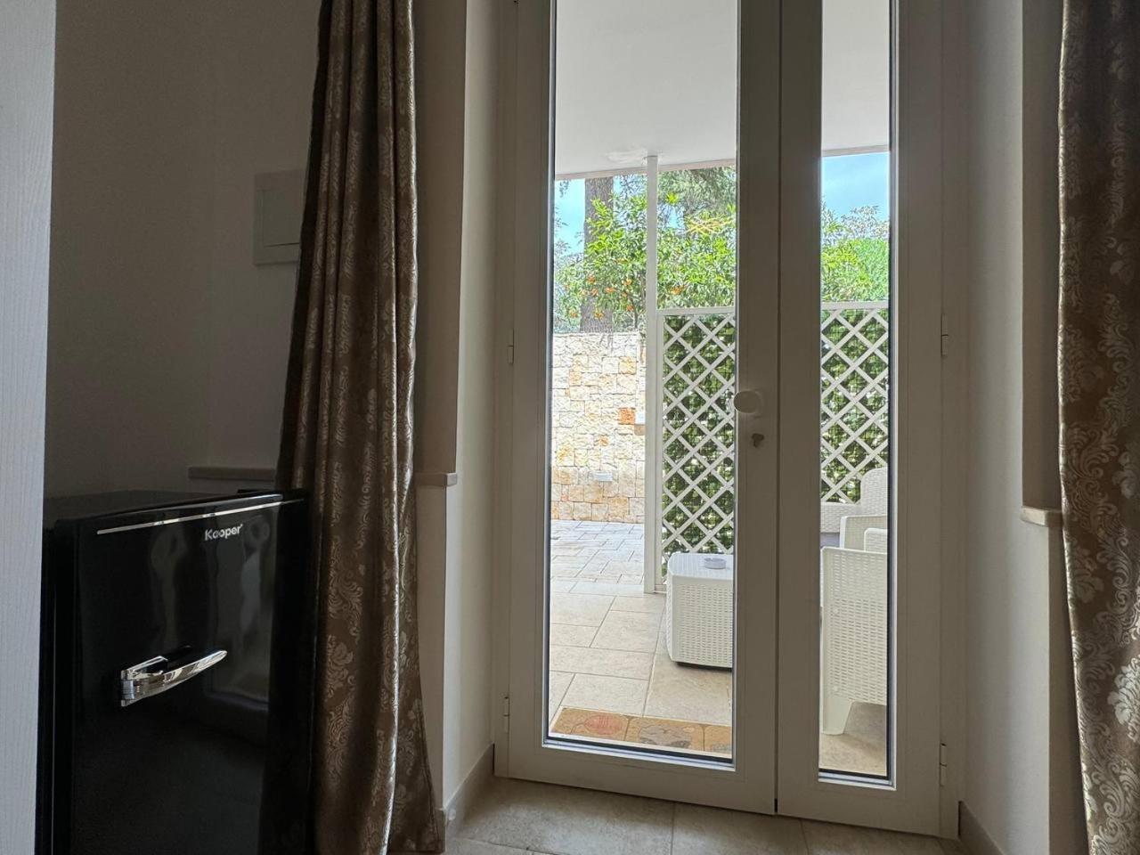 Allivigne Rooms & Pool 滨海波利尼亚诺 外观 照片